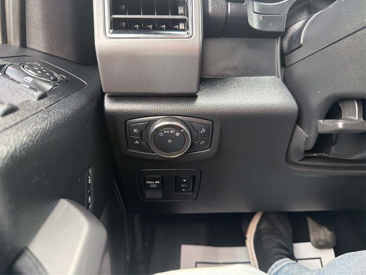 Ford F-150 XLT SuperCrew 6.5-ft. Bed 4WD 2019