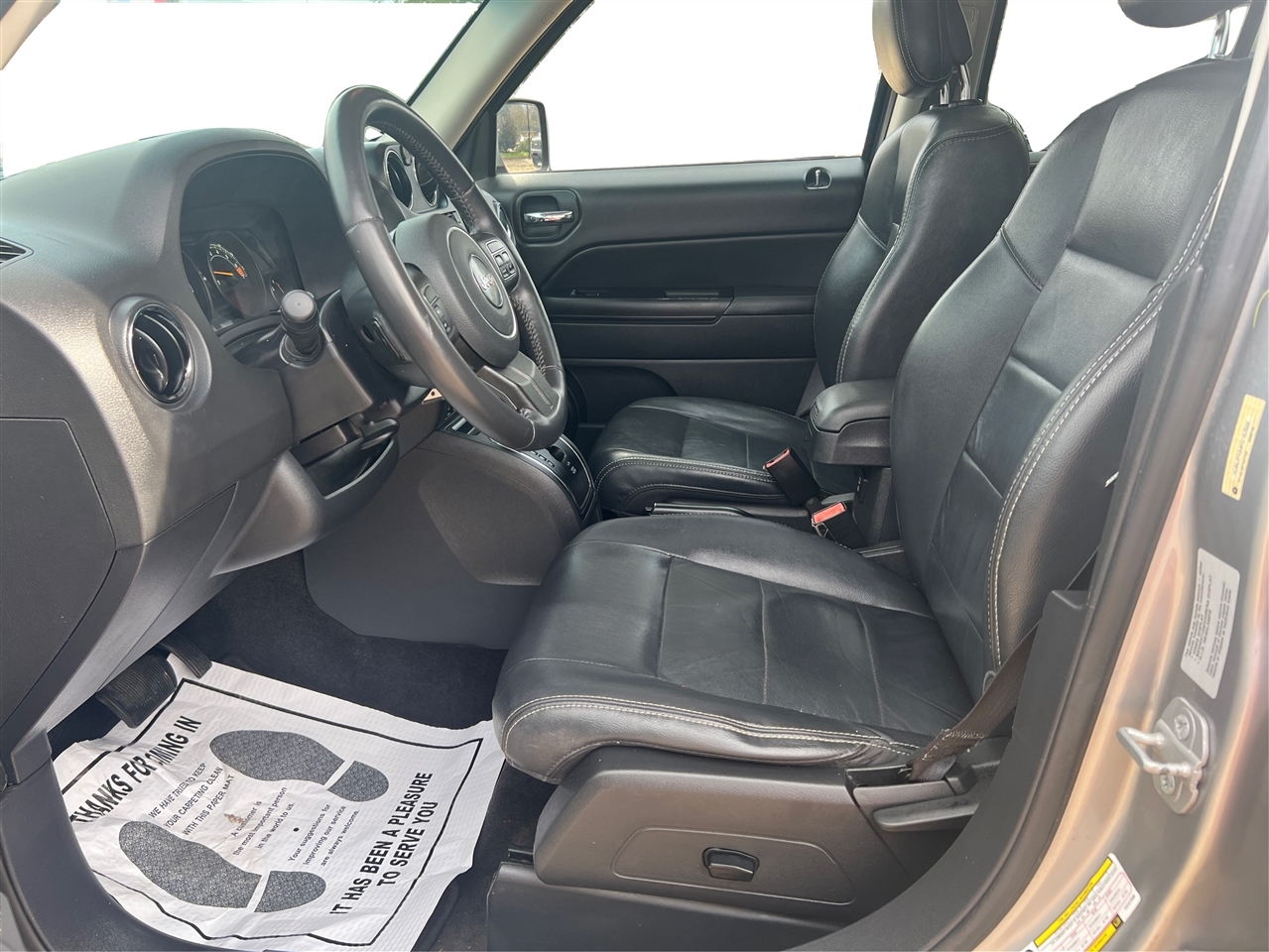 Jeep Patriot Latitude 2WD 2015