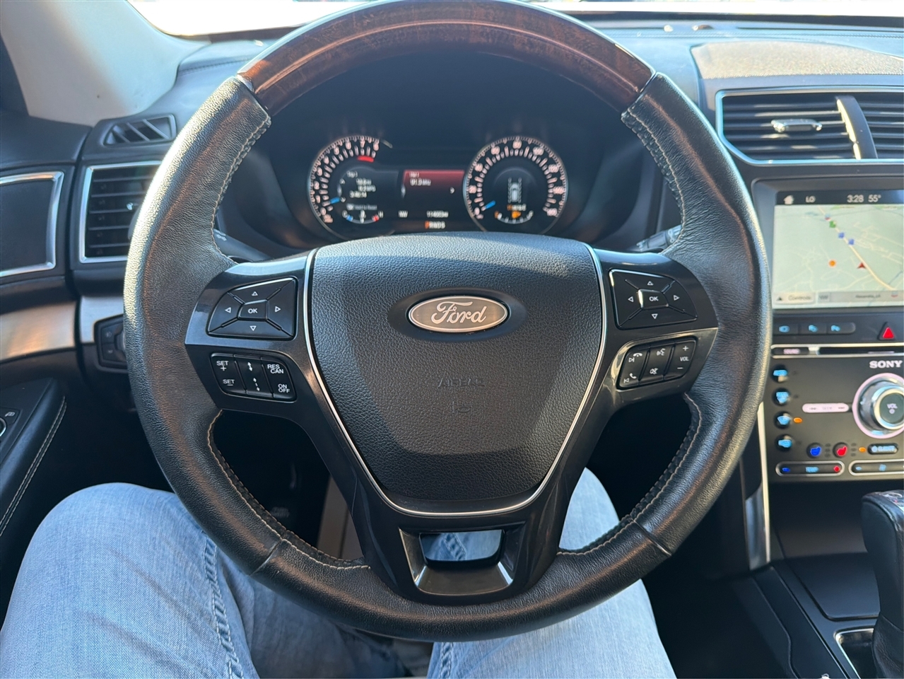 Ford Explorer Platinum AWD 2018