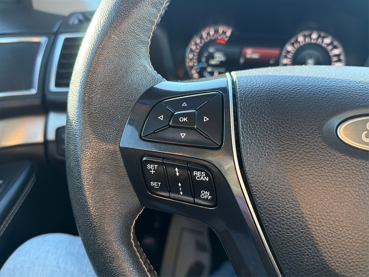 Ford Explorer Platinum AWD 2018