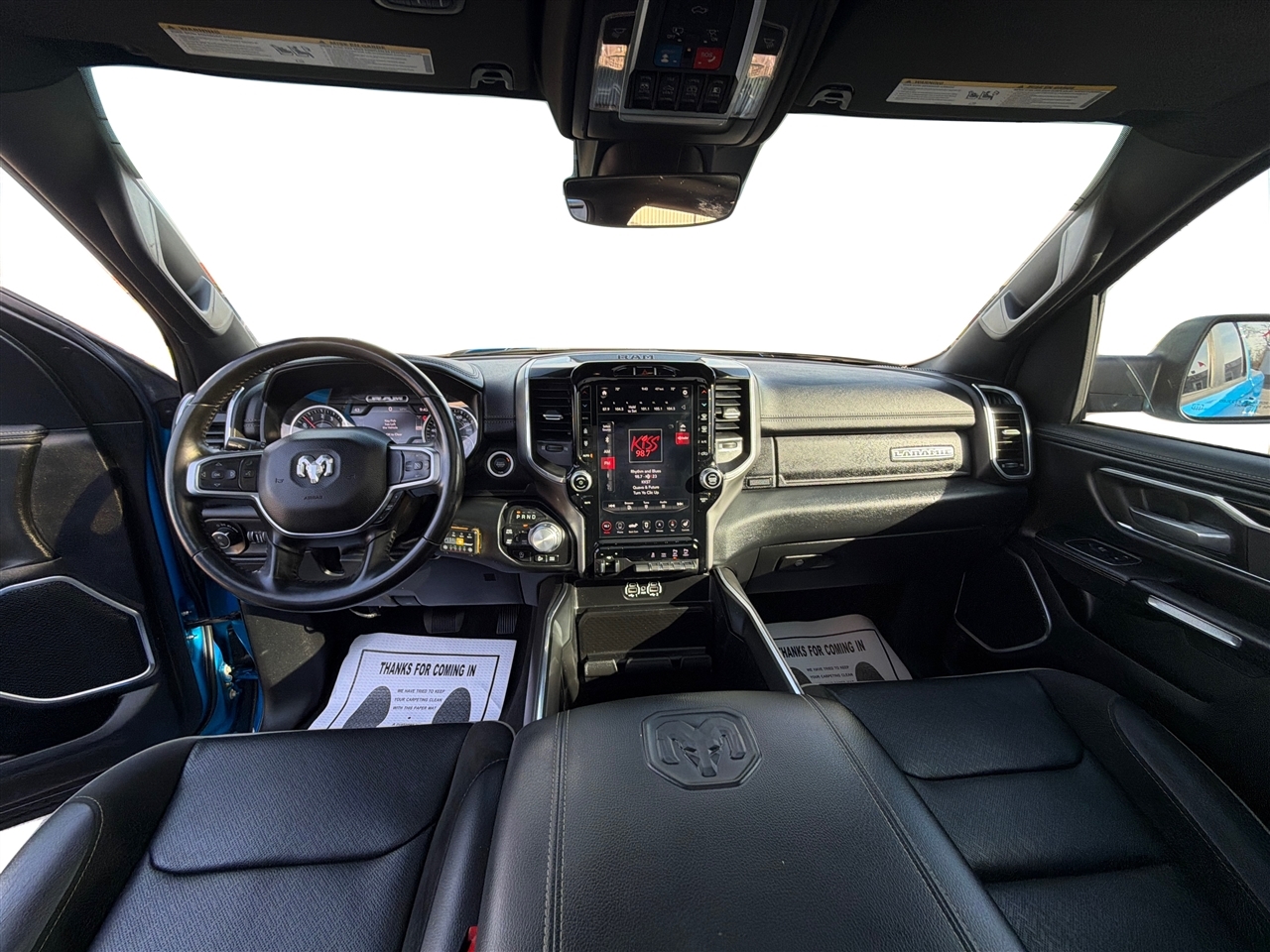 RAM 1500 Laramie Crew Cab SWB 4WD 2021