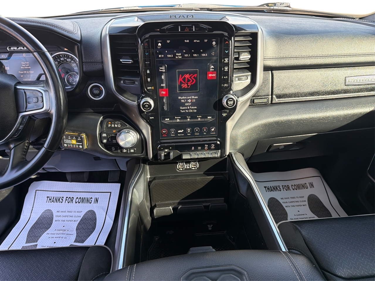 RAM 1500 Laramie Crew Cab SWB 4WD 2021