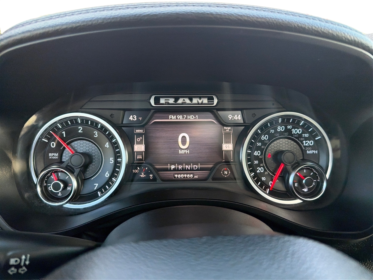 RAM 1500 Laramie Crew Cab SWB 4WD 2021