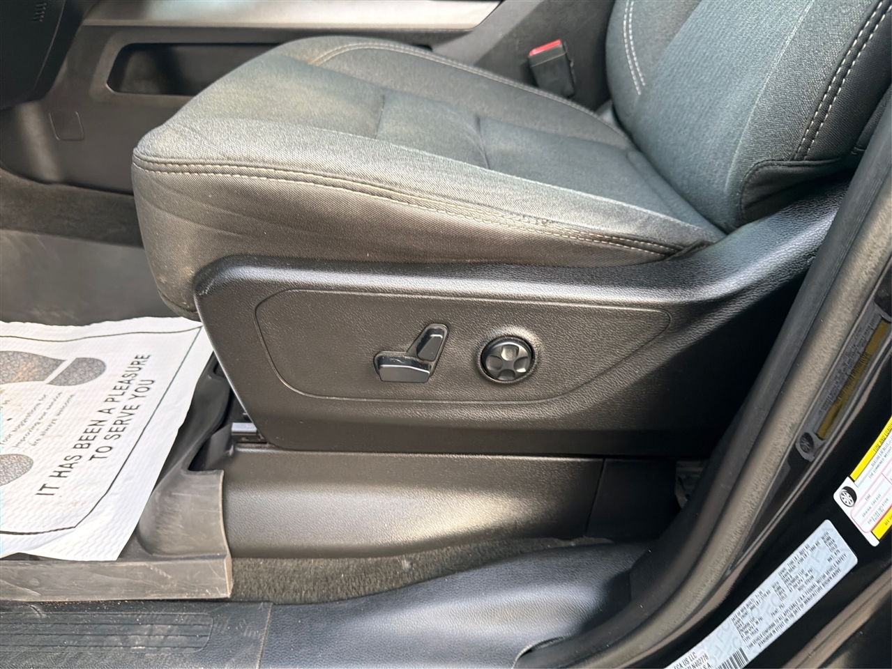 RAM 1500 Big Horn Crew Cab SWB 4WD 2020