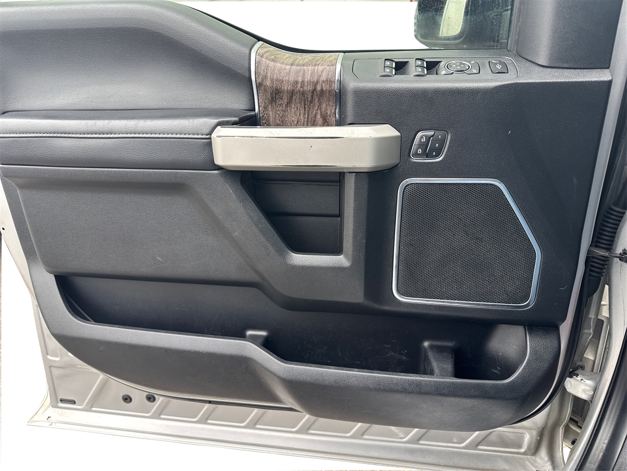 Ford F-350 SD Platinum Crew Cab 4WD 2019