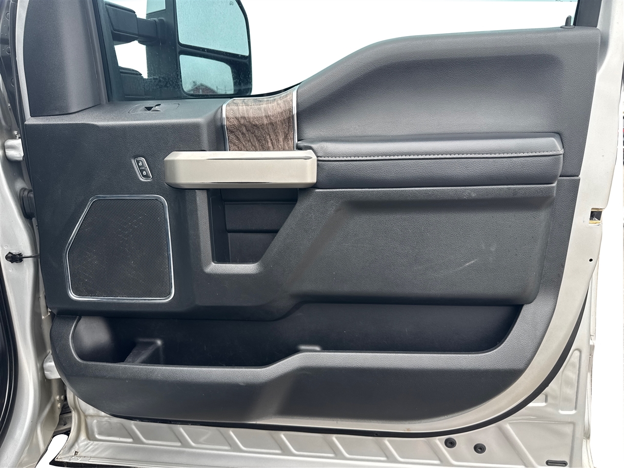 Ford F-350 SD Platinum Crew Cab 4WD 2019