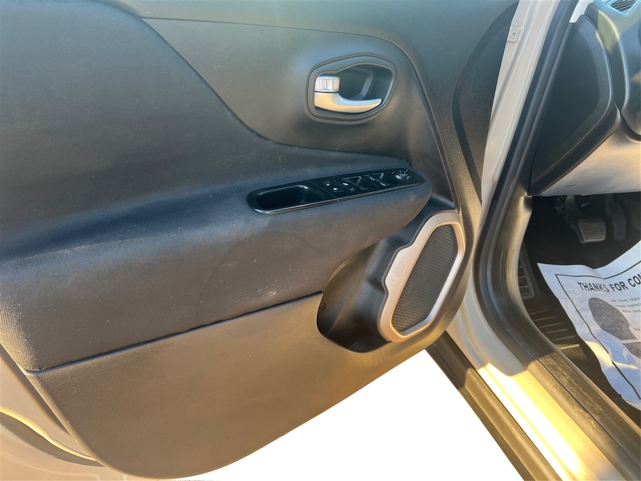 Jeep Renegade Latitude FWD 2015