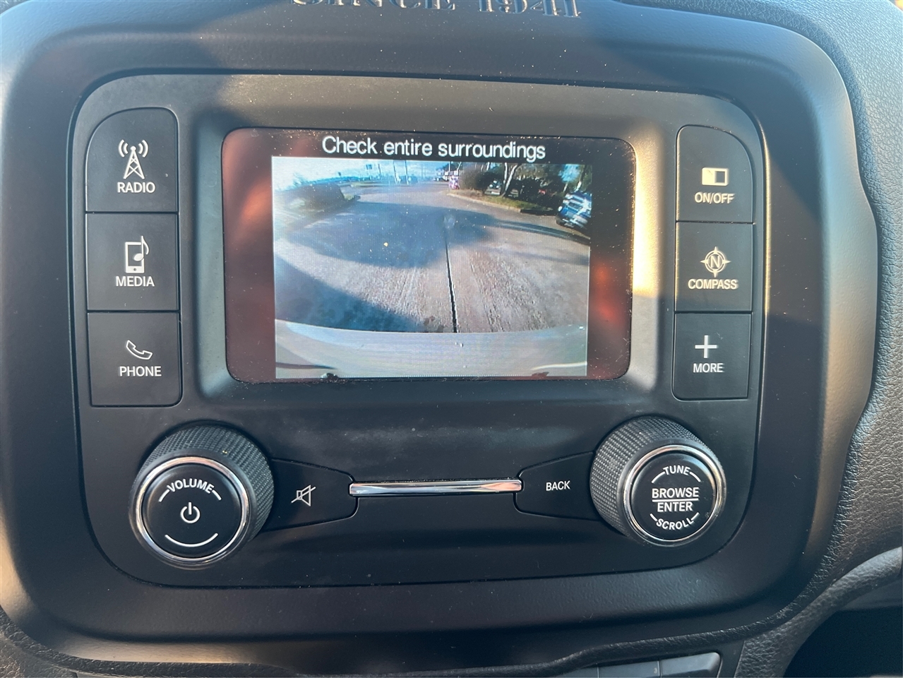 Jeep Renegade Latitude FWD 2015