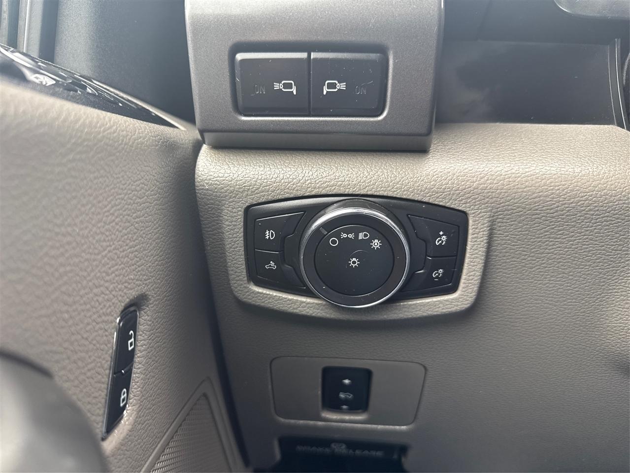 Ford F-350 SD King Ranch Crew Cab 4WD 2017