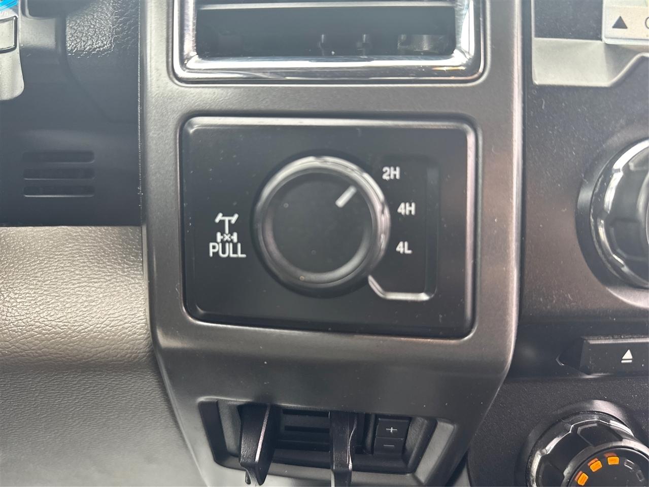 Ford F-350 SD King Ranch Crew Cab 4WD 2017