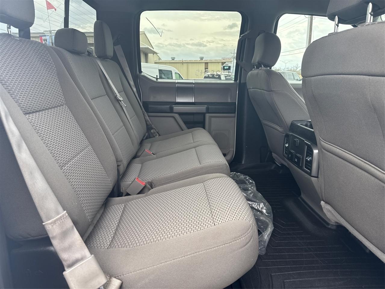 Ford F-350 SD King Ranch Crew Cab 4WD 2017