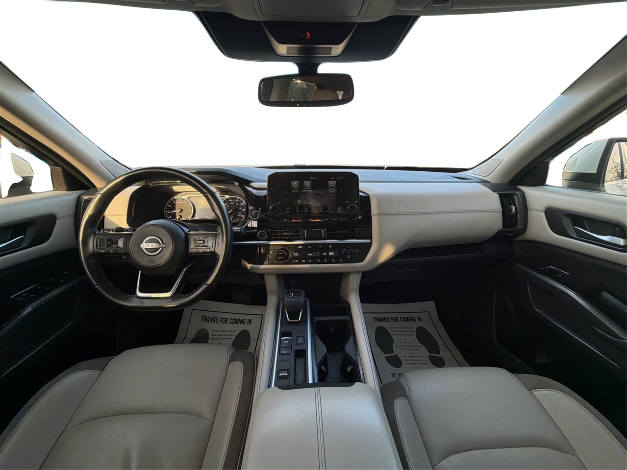 Nissan Pathfinder SL 2022