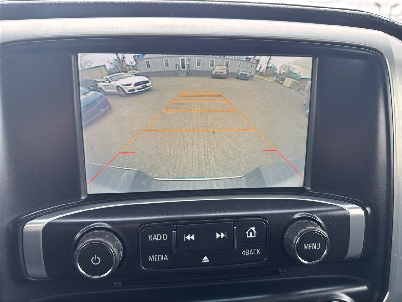 GMC Sierra 1500 SLE Crew Cab Short Box 4WD 2015