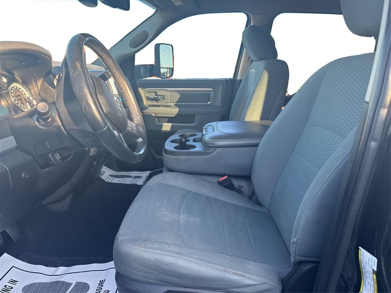 RAM 2500 SLT Crew Cab SWB 4WD 2018