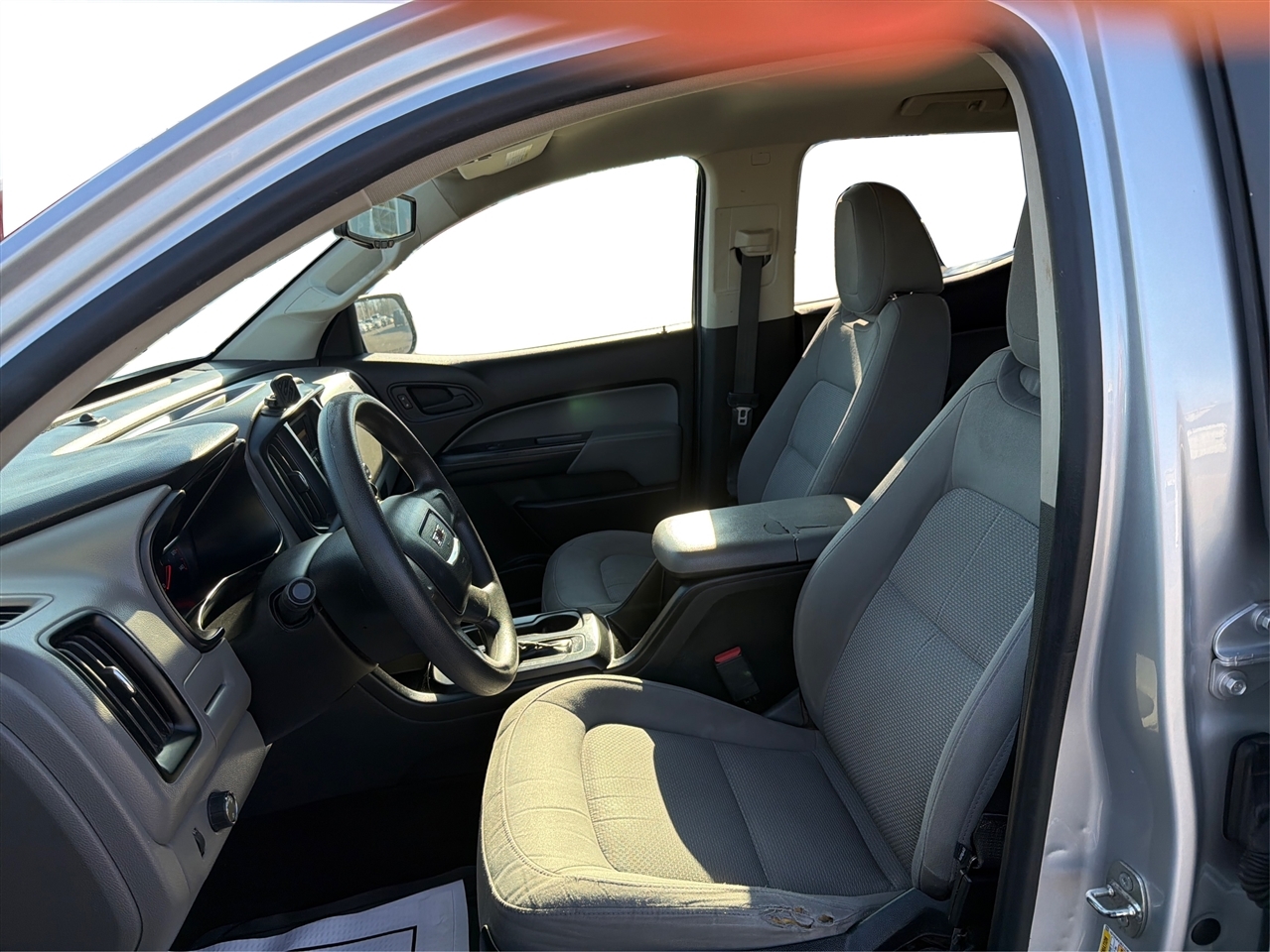 GMC Canyon Base Crew Cab 2WD Short Box 2015