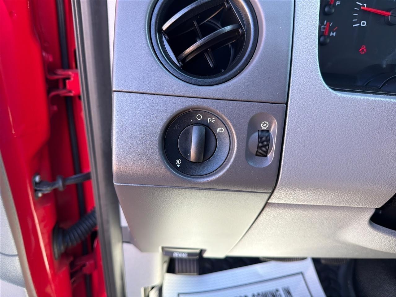 Ford F-150 STX 2WD 2007