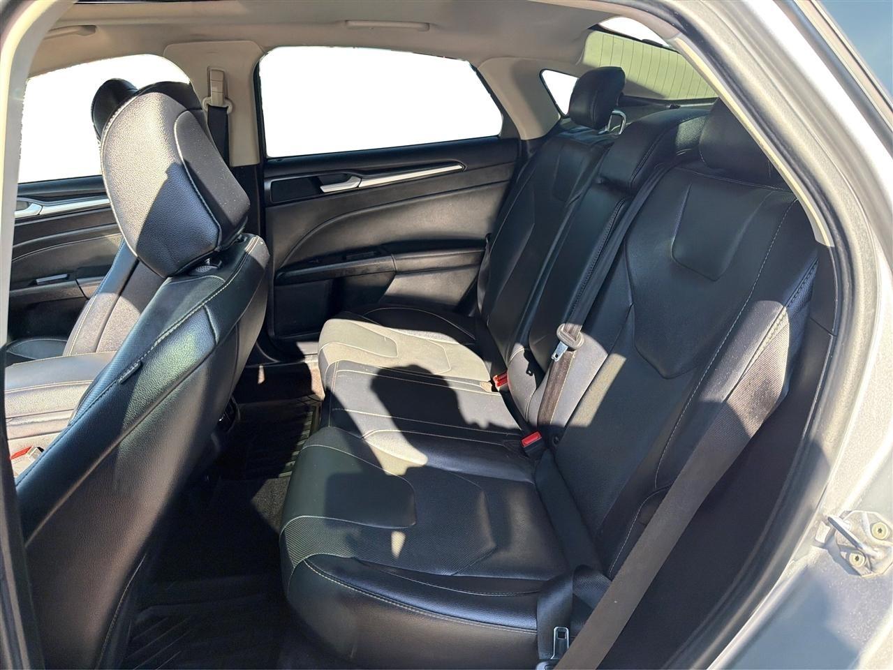 Ford Fusion Titanium AWD 2020