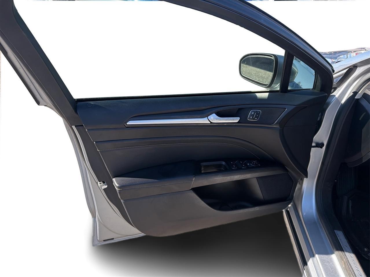 Ford Fusion Titanium AWD 2020