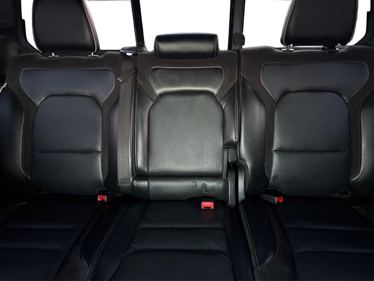 RAM 1500 Laramie Crew Cab SWB 4WD 2020