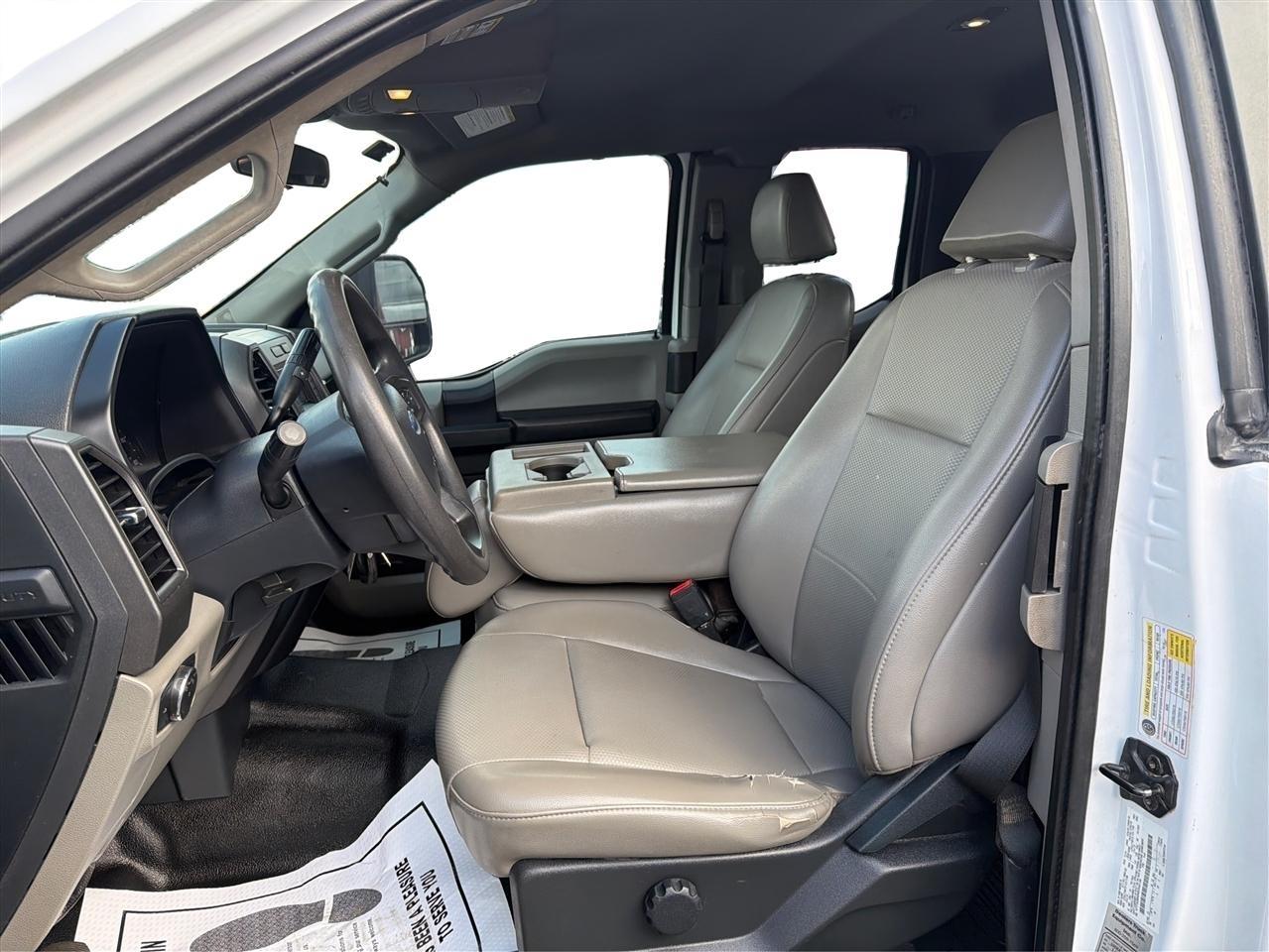 Ford F-250 SD XL SuperCab 4WD 2022