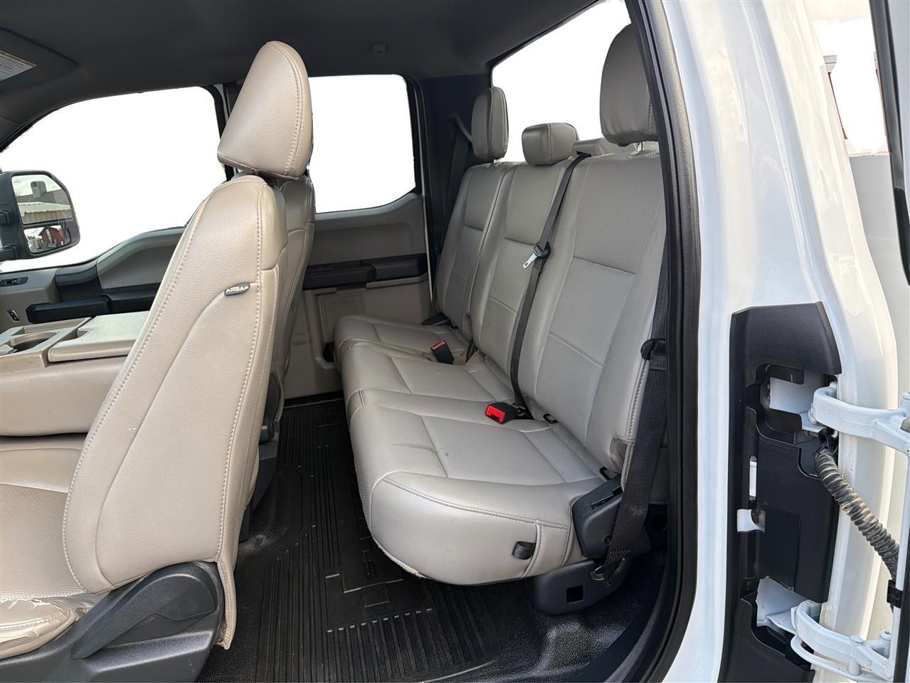 Ford F-250 SD XL SuperCab 4WD 2022