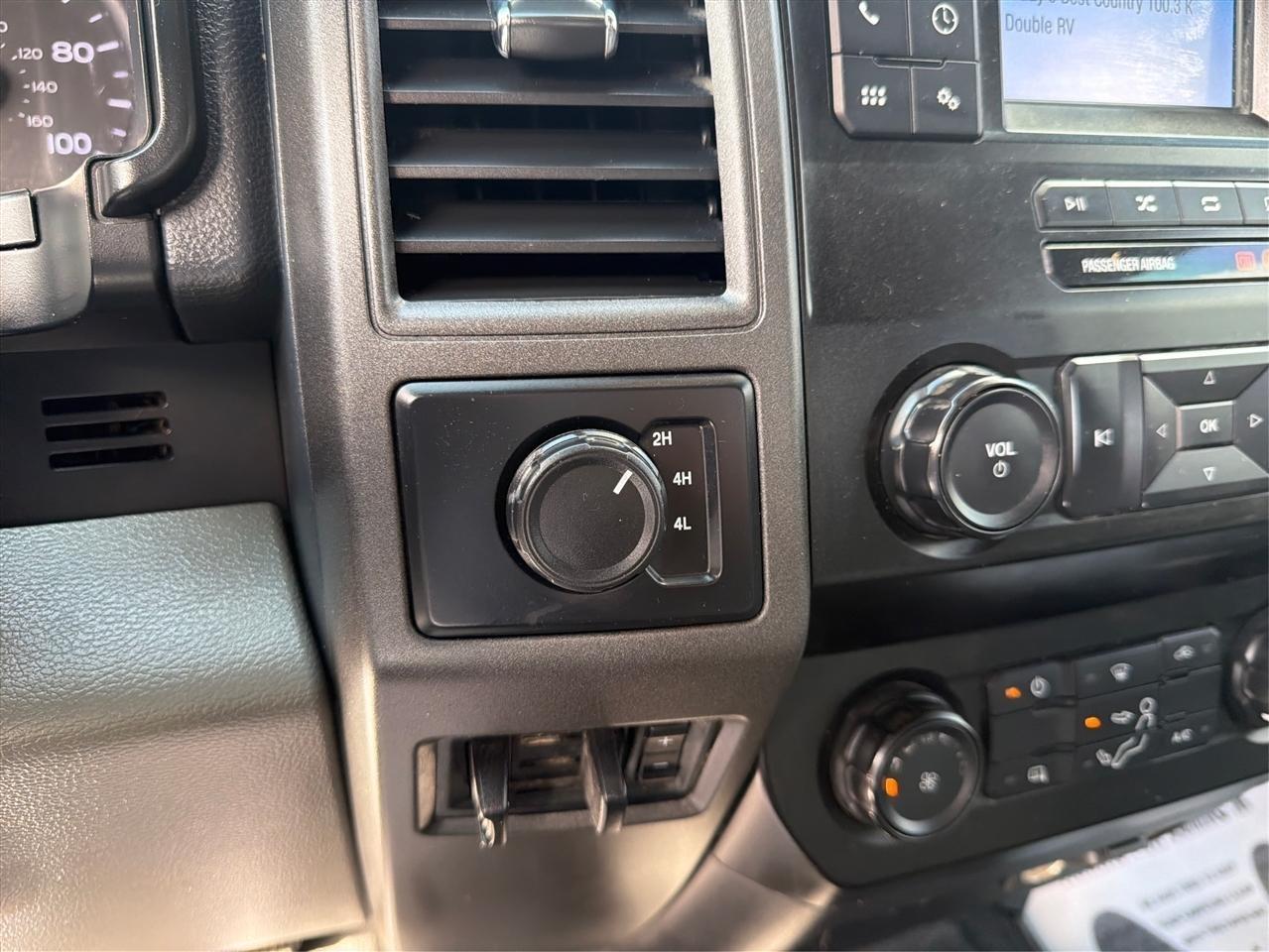 Ford F-250 SD XL SuperCab 4WD 2022