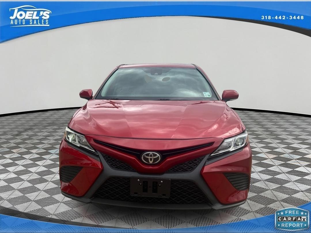 Toyota Camry SE 2019
