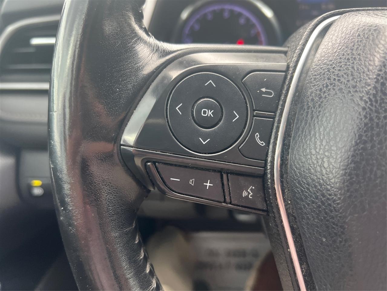 Toyota Camry SE 2019