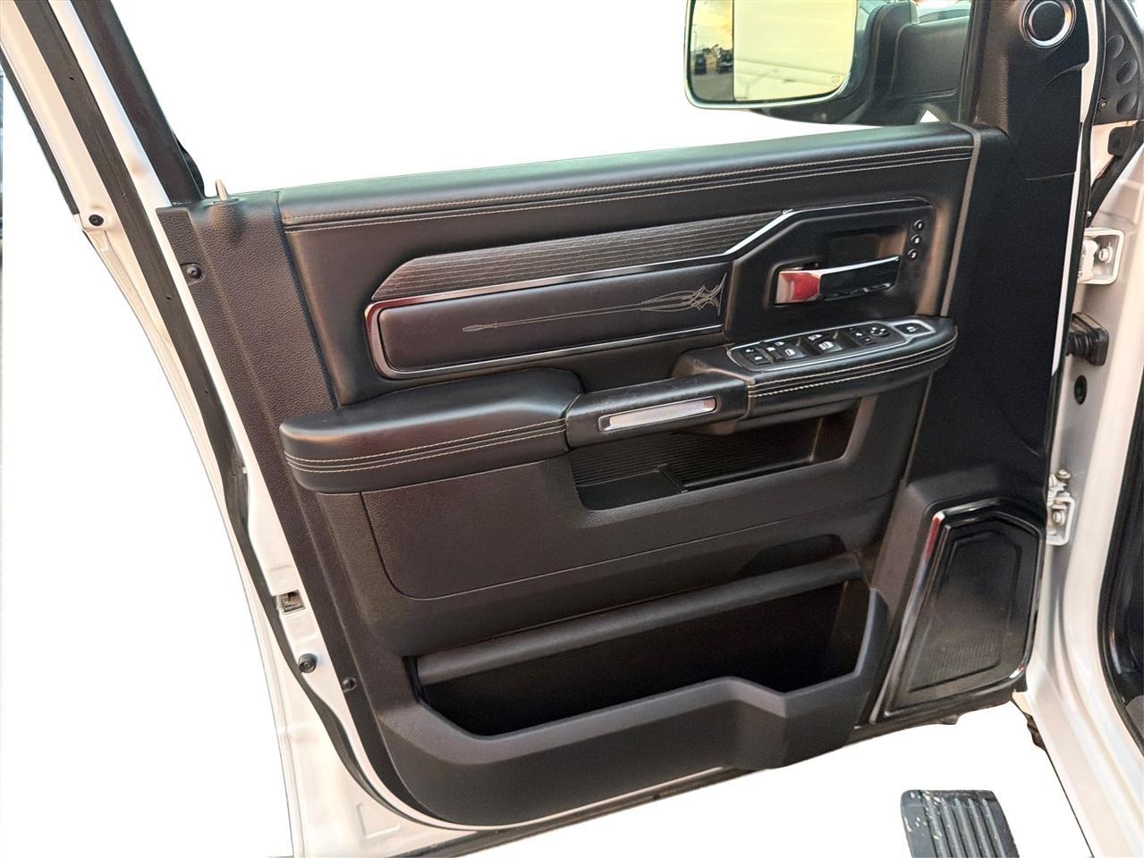 RAM 2500 Limited Crew Cab SWB 4WD 2022