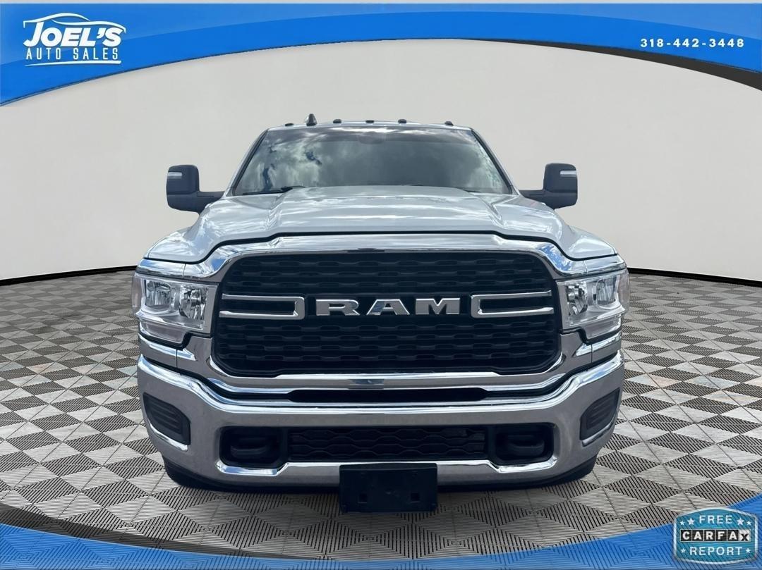 RAM 2500 Tradesman Crew Cab SWB 4WD 2023