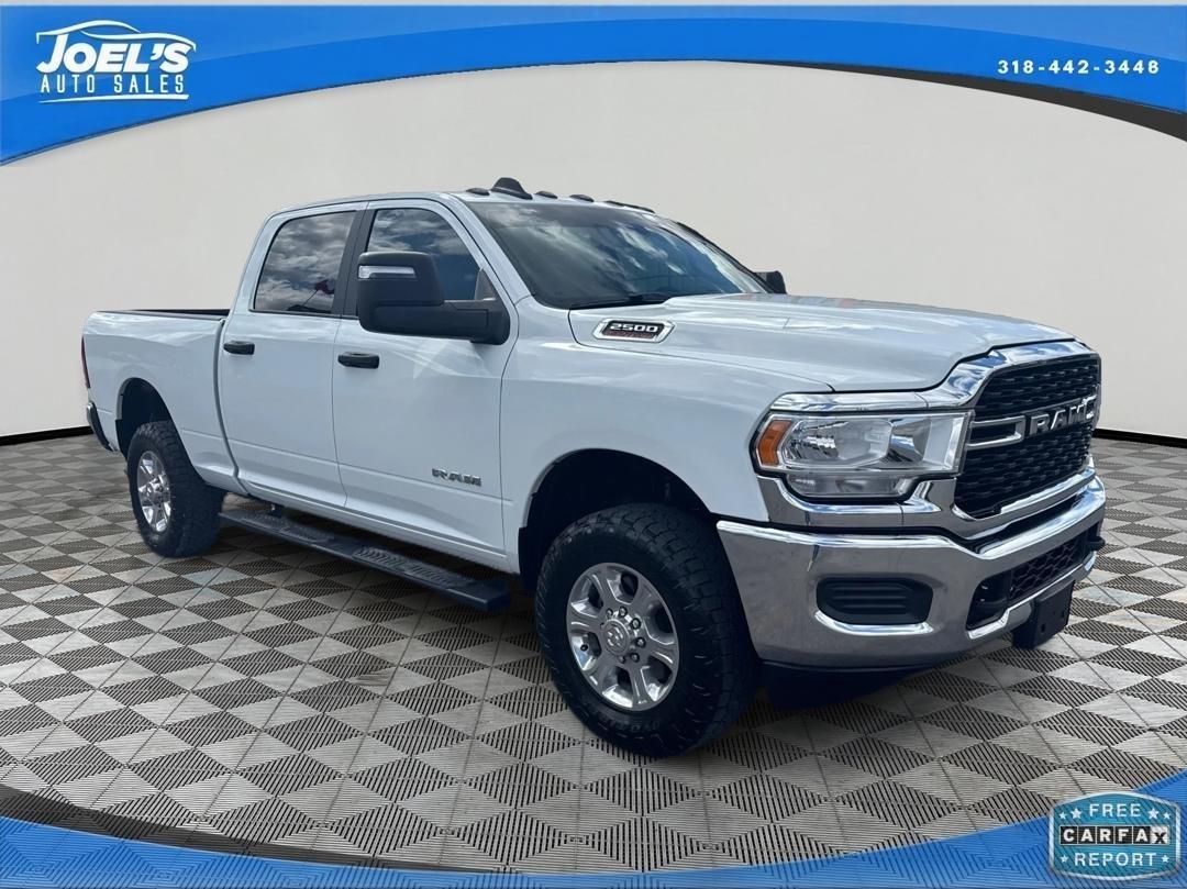 RAM 2500 Tradesman Crew Cab SWB 4WD 2023