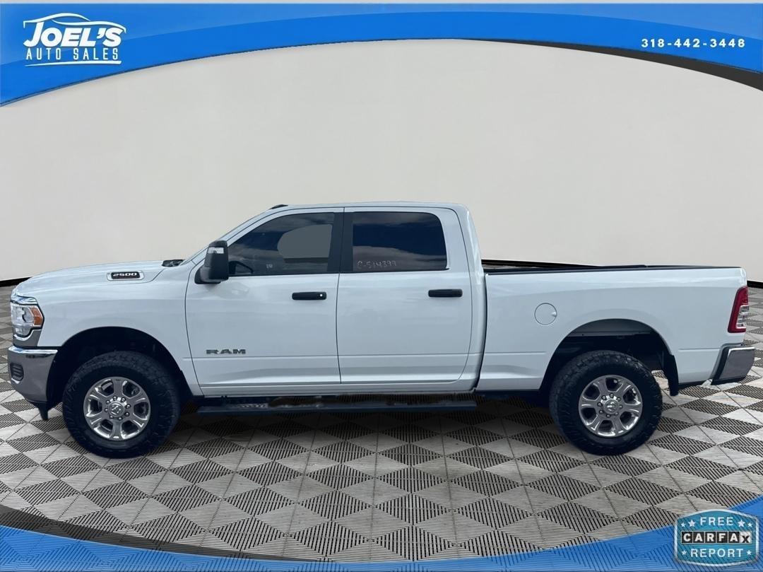 RAM 2500 Tradesman Crew Cab SWB 4WD 2023