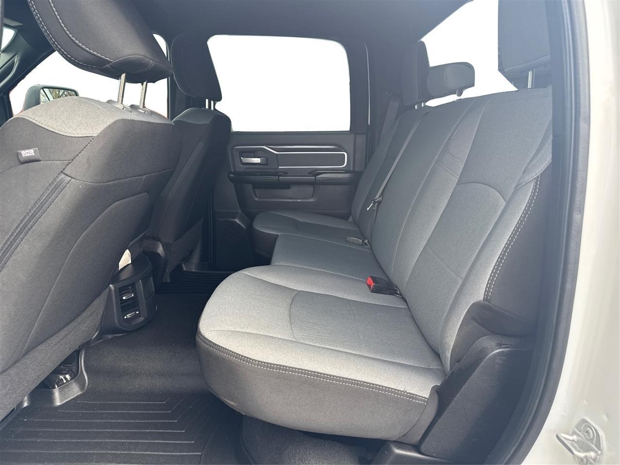 RAM 2500 Tradesman Crew Cab SWB 4WD 2023