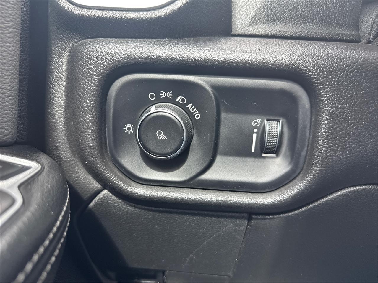 RAM 2500 Tradesman Crew Cab SWB 4WD 2023