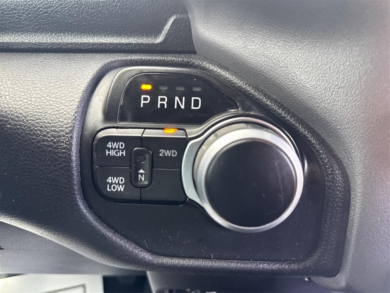 RAM 2500 Tradesman Crew Cab SWB 4WD 2023