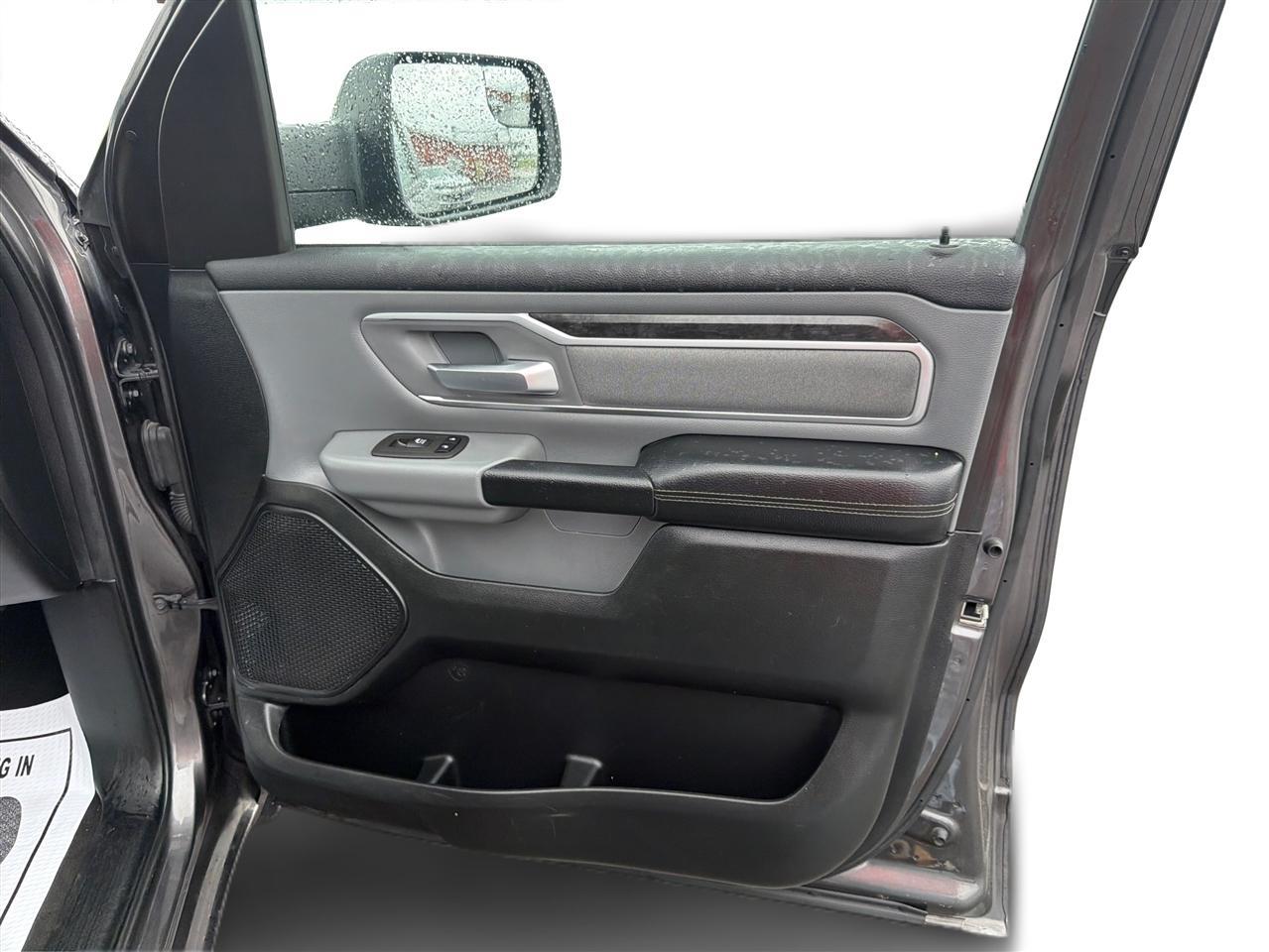 RAM 1500 Lone Star Crew Cab SB 2WD 2021