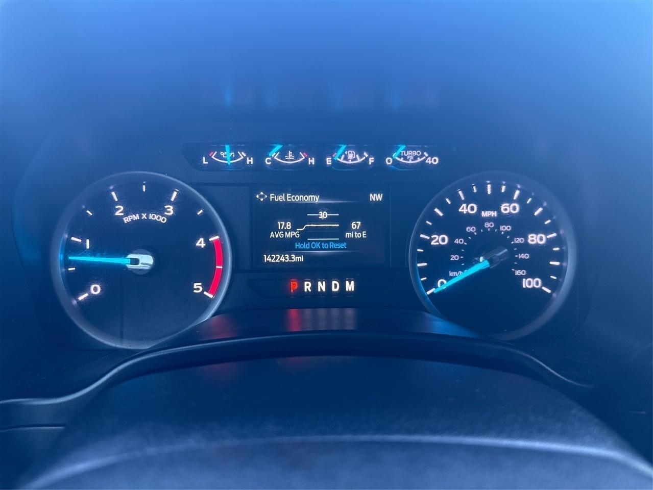 Ford F-250 SD Platinum Crew Cab 4WD 2020