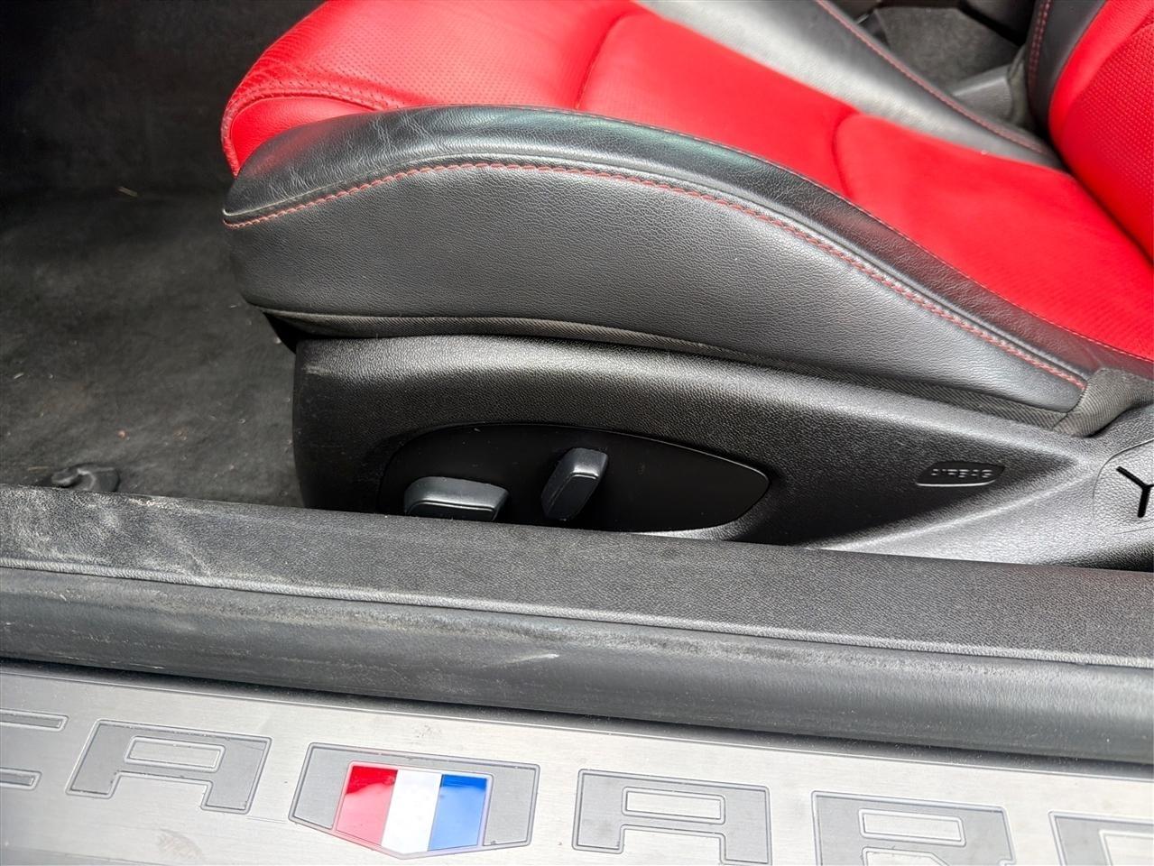 Chevrolet Camaro 2LT Coupe 8A 2019