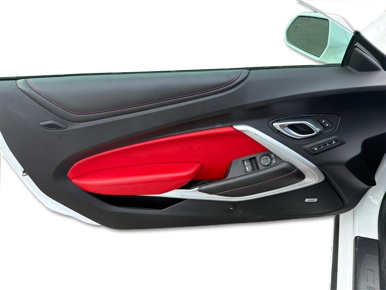 Chevrolet Camaro 2LT Coupe 8A 2019