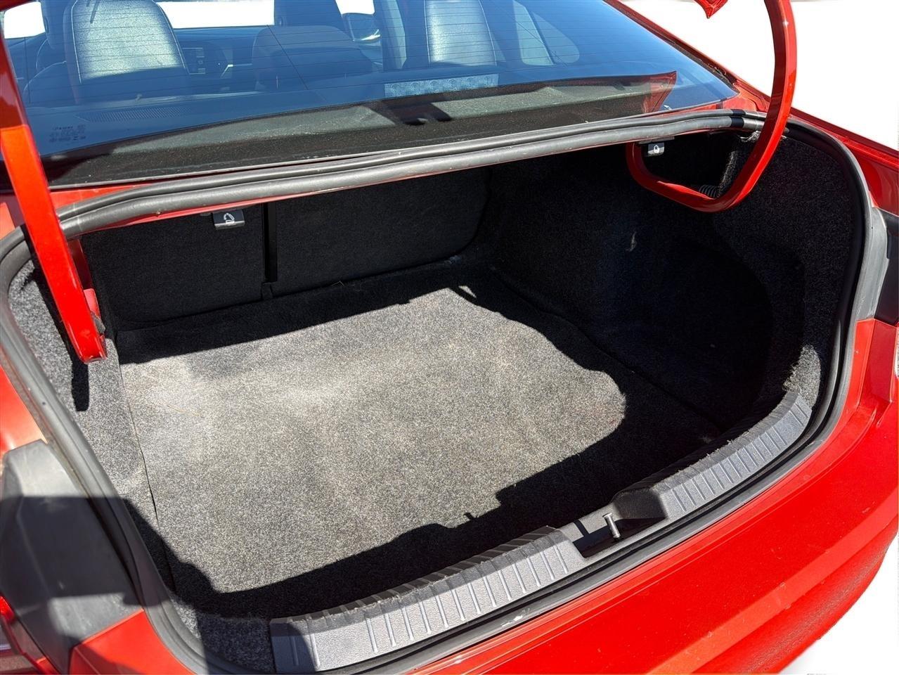 Volkswagen Jetta 1.4T S 8A 2019