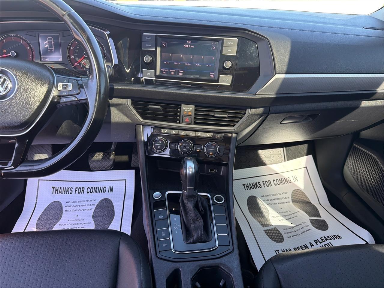 Volkswagen Jetta 1.4T S 8A 2019