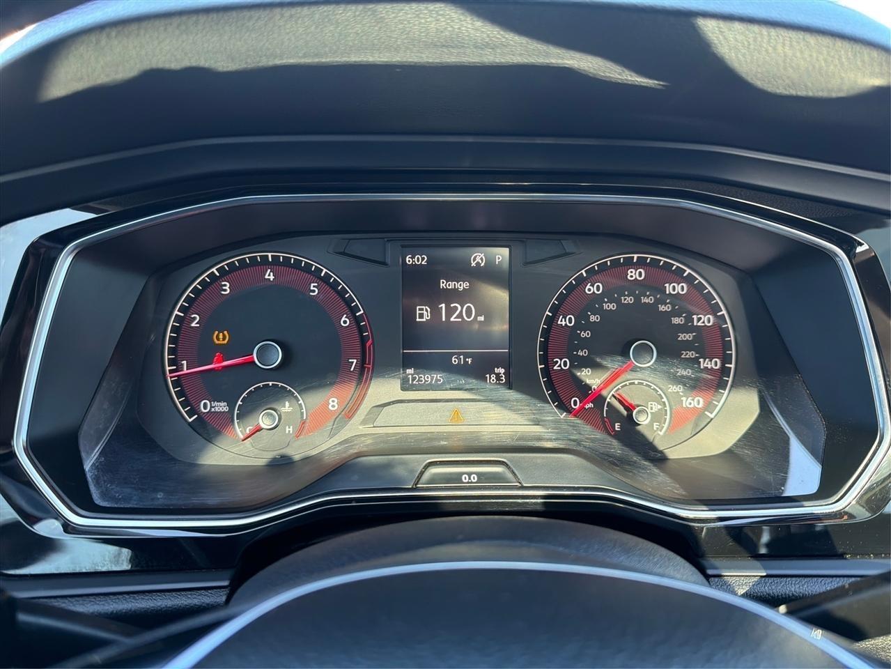 Volkswagen Jetta 1.4T S 8A 2019