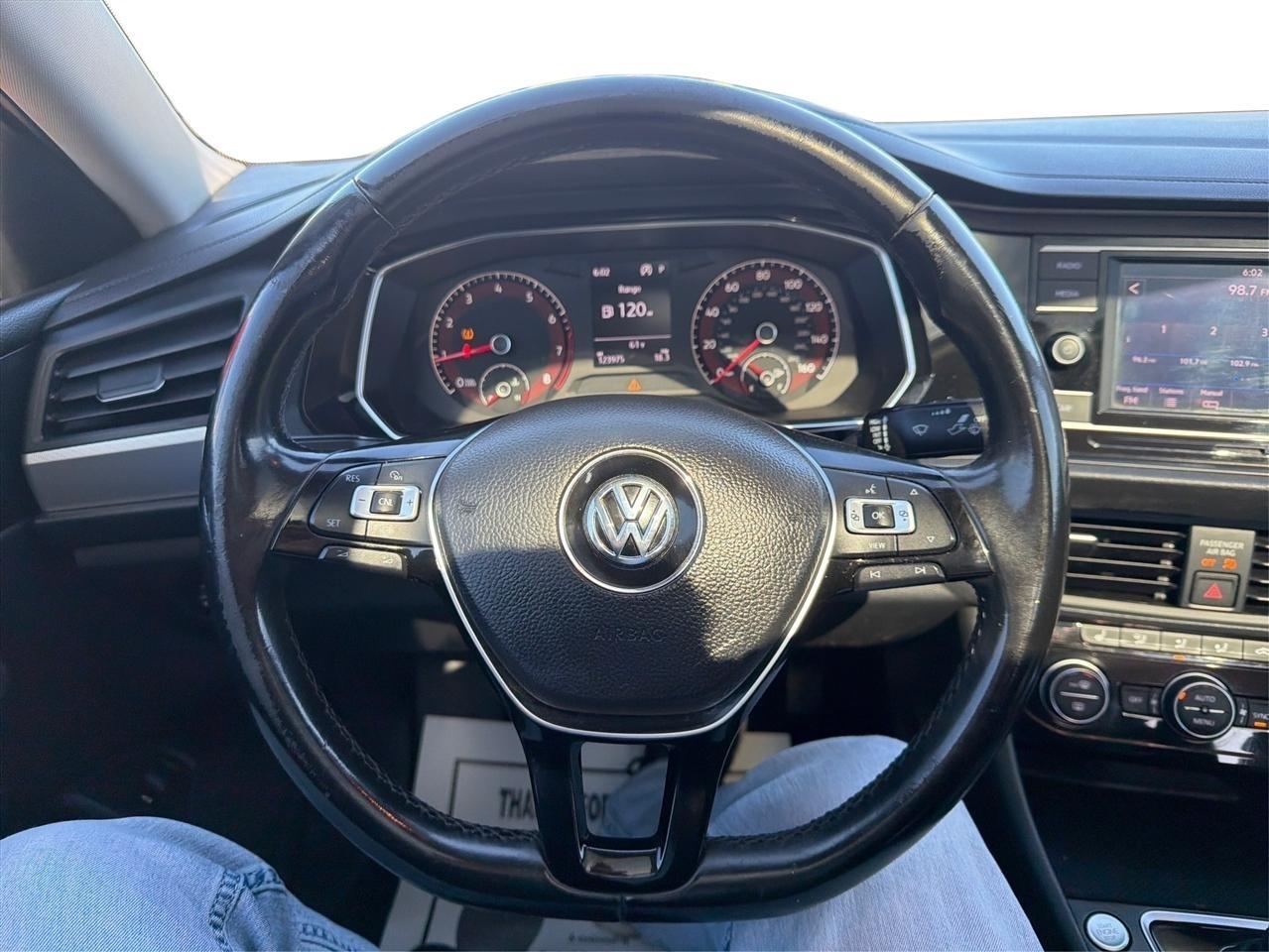 Volkswagen Jetta 1.4T S 8A 2019