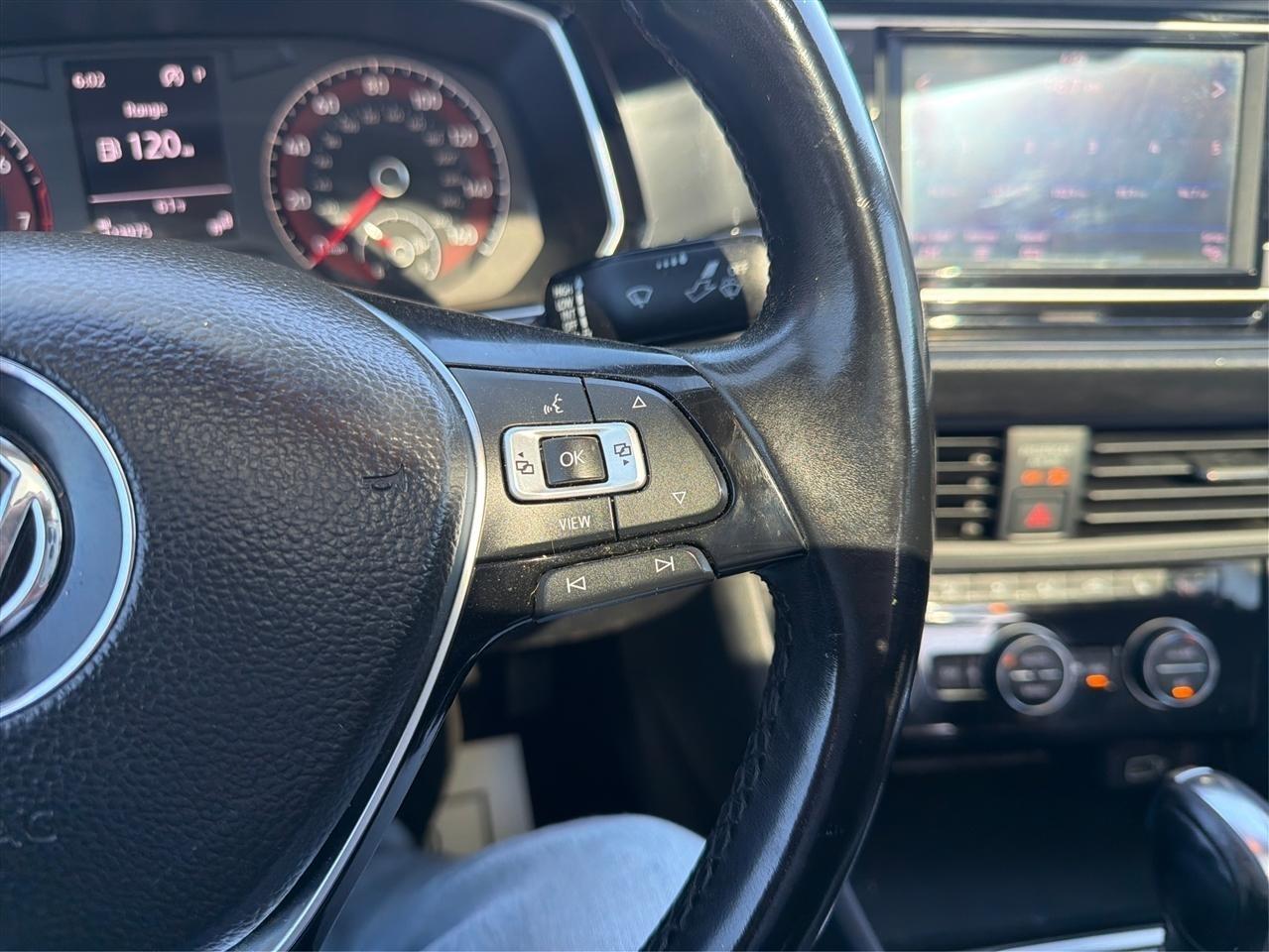 Volkswagen Jetta 1.4T S 8A 2019