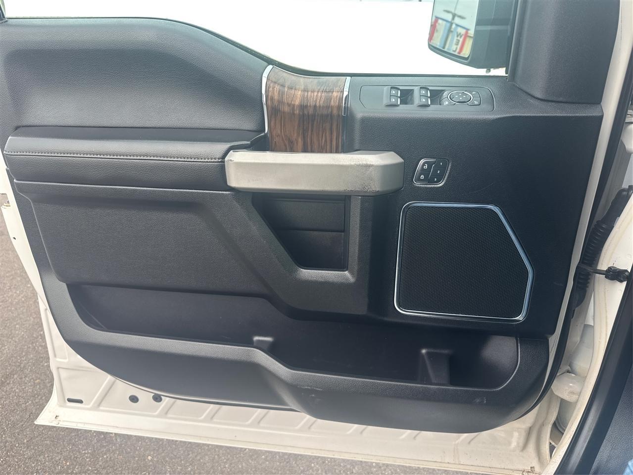 Ford F-150 Lariat SuperCrew 5.5-ft. Bed 4WD 2018