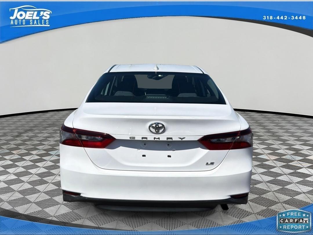 Toyota Camry LE 2022