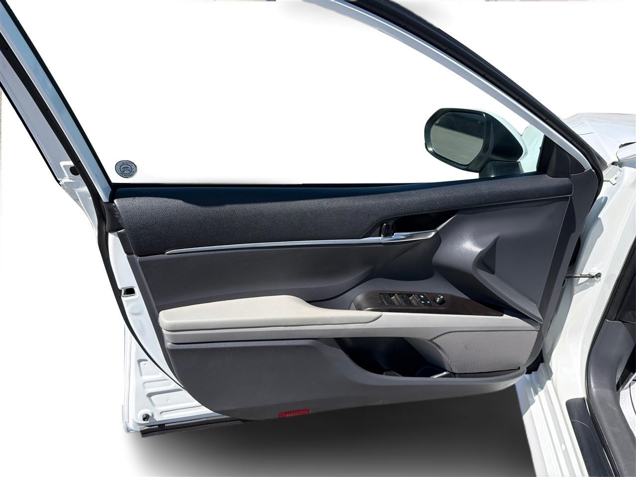 Toyota Camry LE 2022