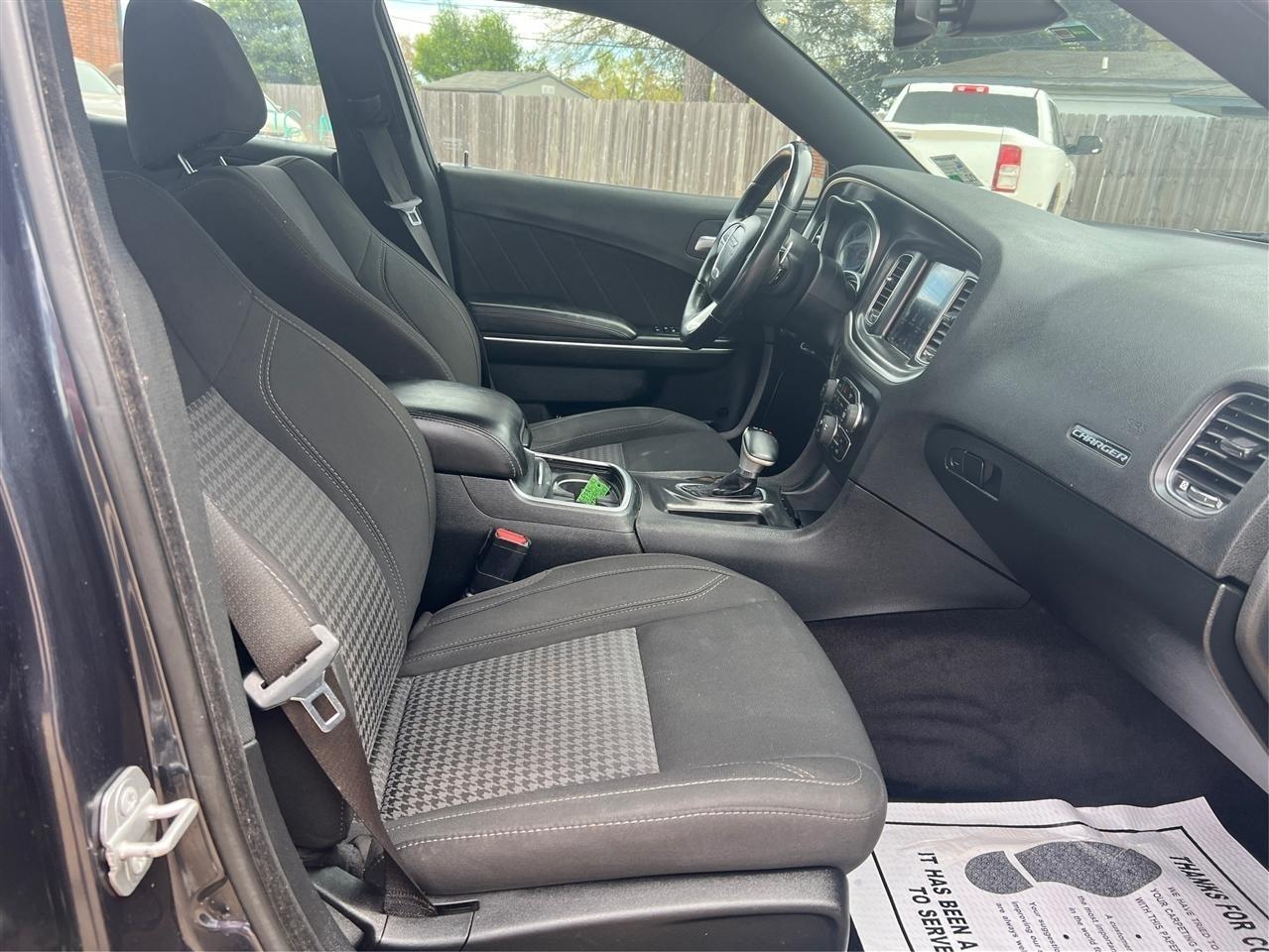 Dodge Charger SXT Plus 2018