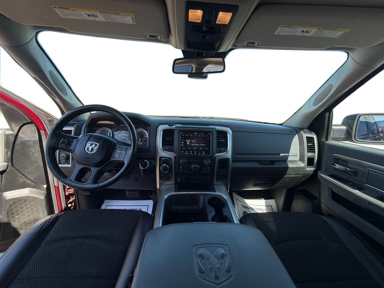 RAM 1500 SLT Crew Cab SWB 4WD 2018