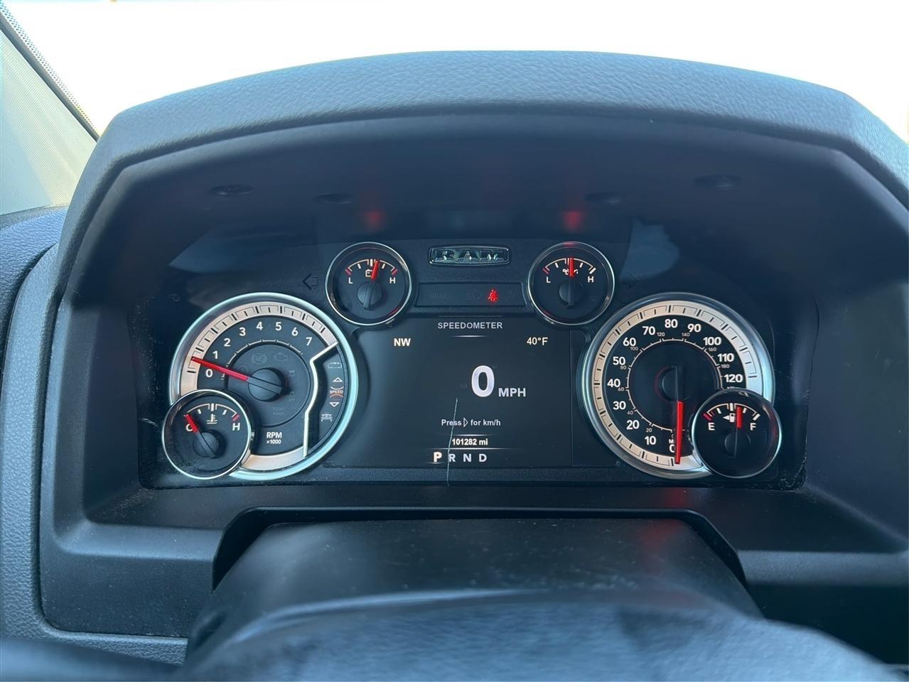 RAM 1500 SLT Crew Cab SWB 4WD 2018